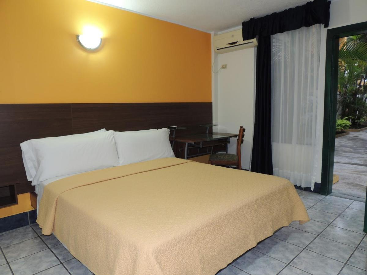 Hotel Club Del Sol Atacames Zewnętrze zdjęcie