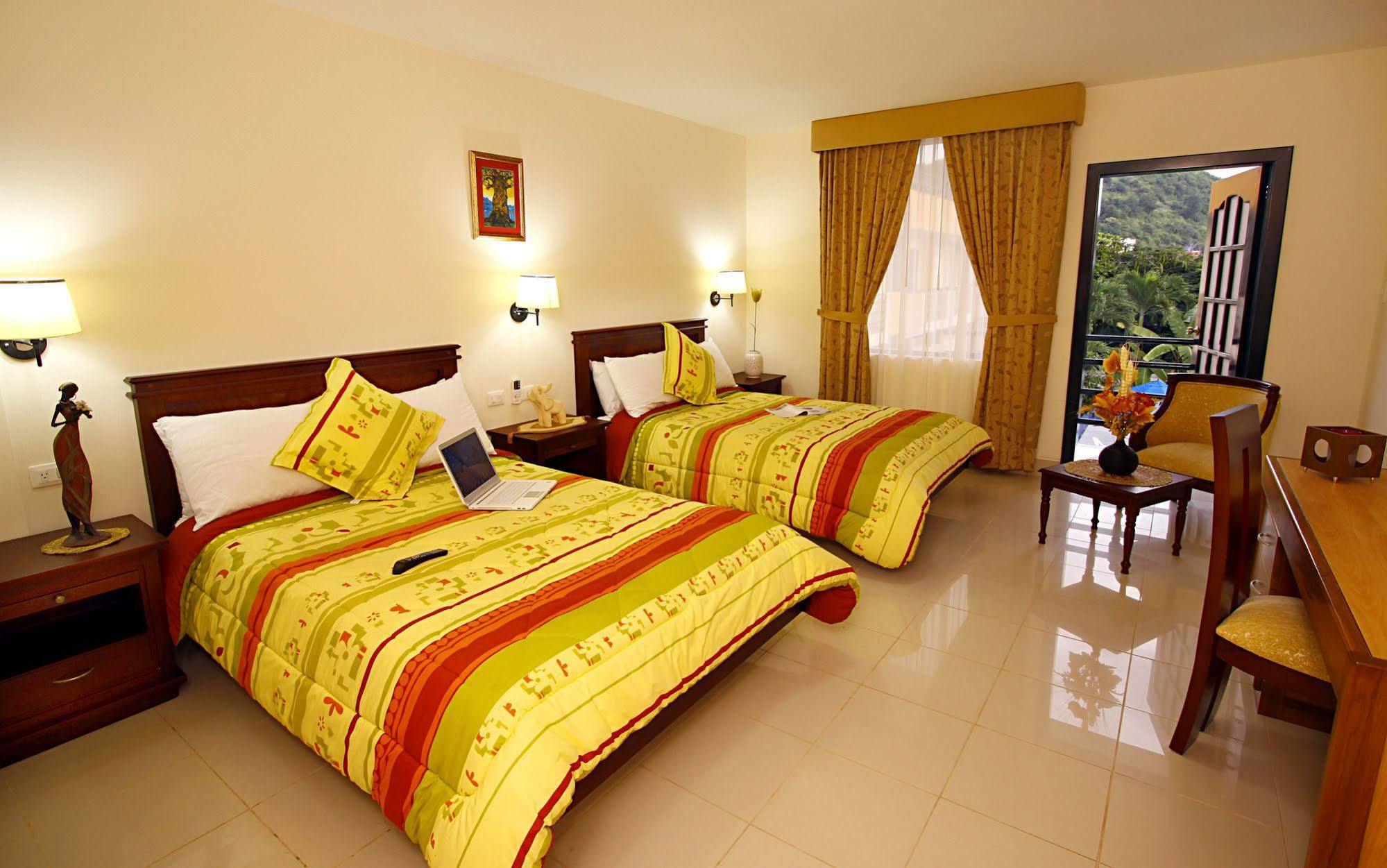 Hotel Club Del Sol Atacames Zewnętrze zdjęcie